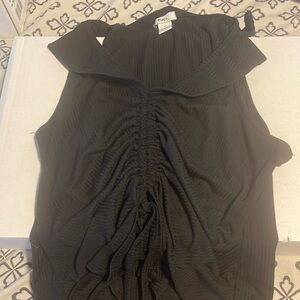 Black crop top. Size:1X. Brand:Rue21